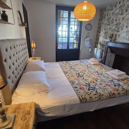 Appartement Magnifique Avec Terrasse Et